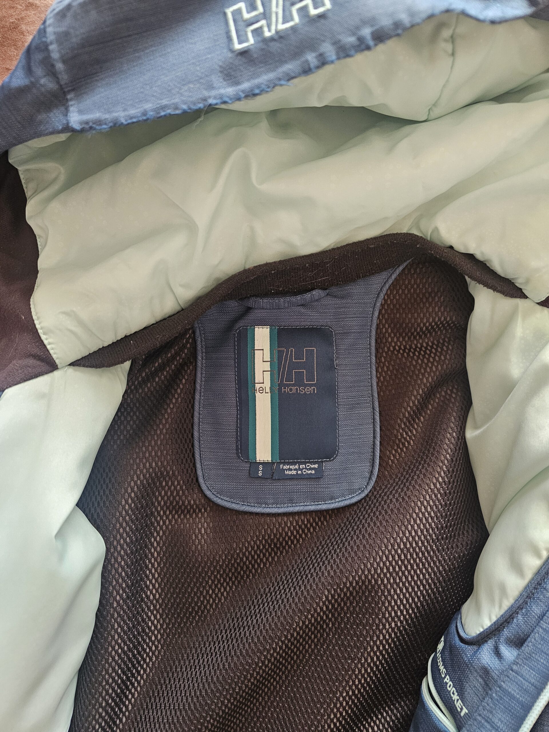 Women's Helly Hansen Ski Jacket - Size Small - Image 7