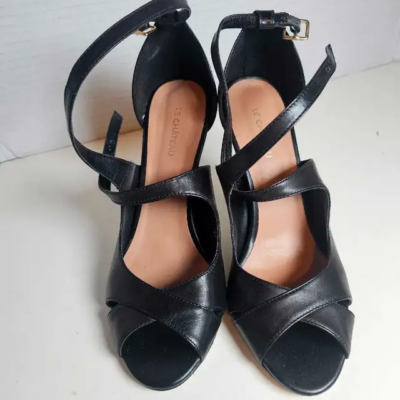 Le Chateau Heels picture #1