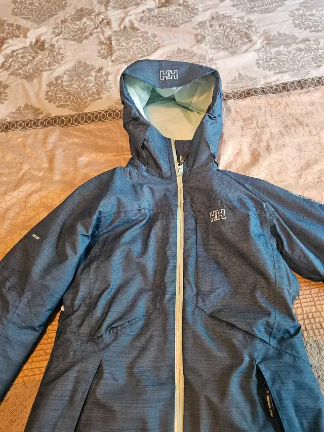 Helly Hansen Ski Jacket (s) picture #1