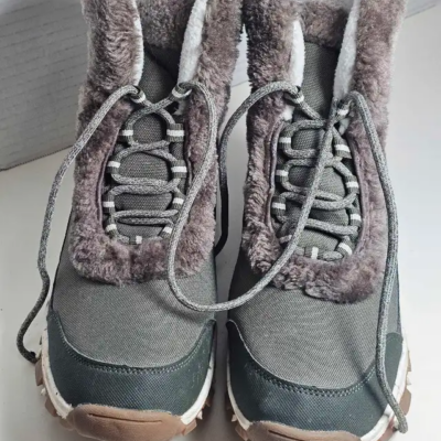Mountain Warehouse Boots - Size 10 picture #1
