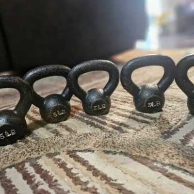5x 5 lb Kettlebell picture #1