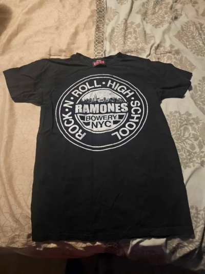 Ramones T-Shirt picture #1
