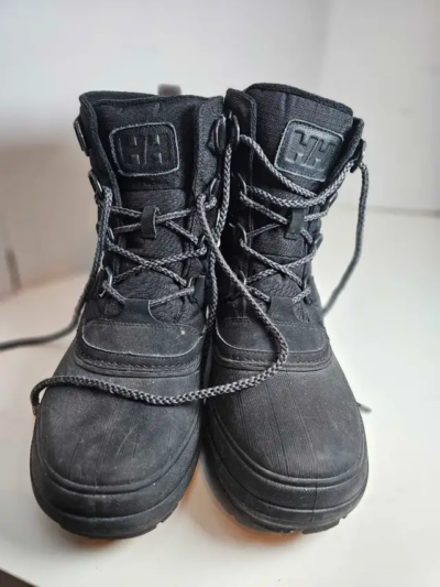 Helly Hansen Boots - Size 9 picture #1