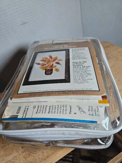 Caron Crewel Kit picture #1