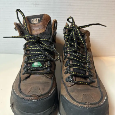 CAT Steel-toed work Boots - Size 6 picture #1