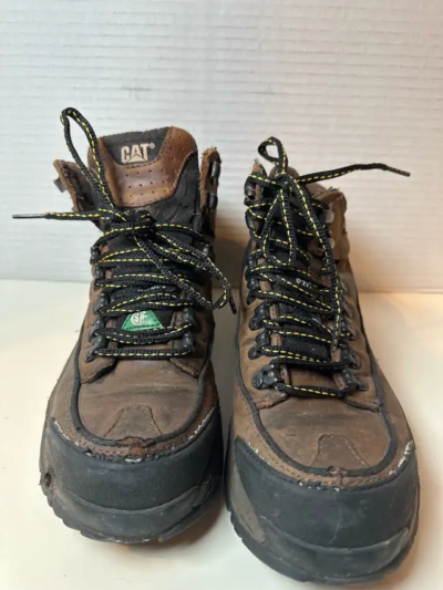 CAT Steel-toed work Boots - Size 6 picture #1