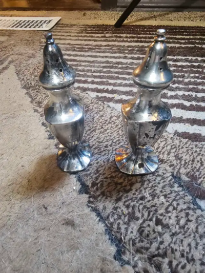 Silver Salt Pepper Shakers picture #1