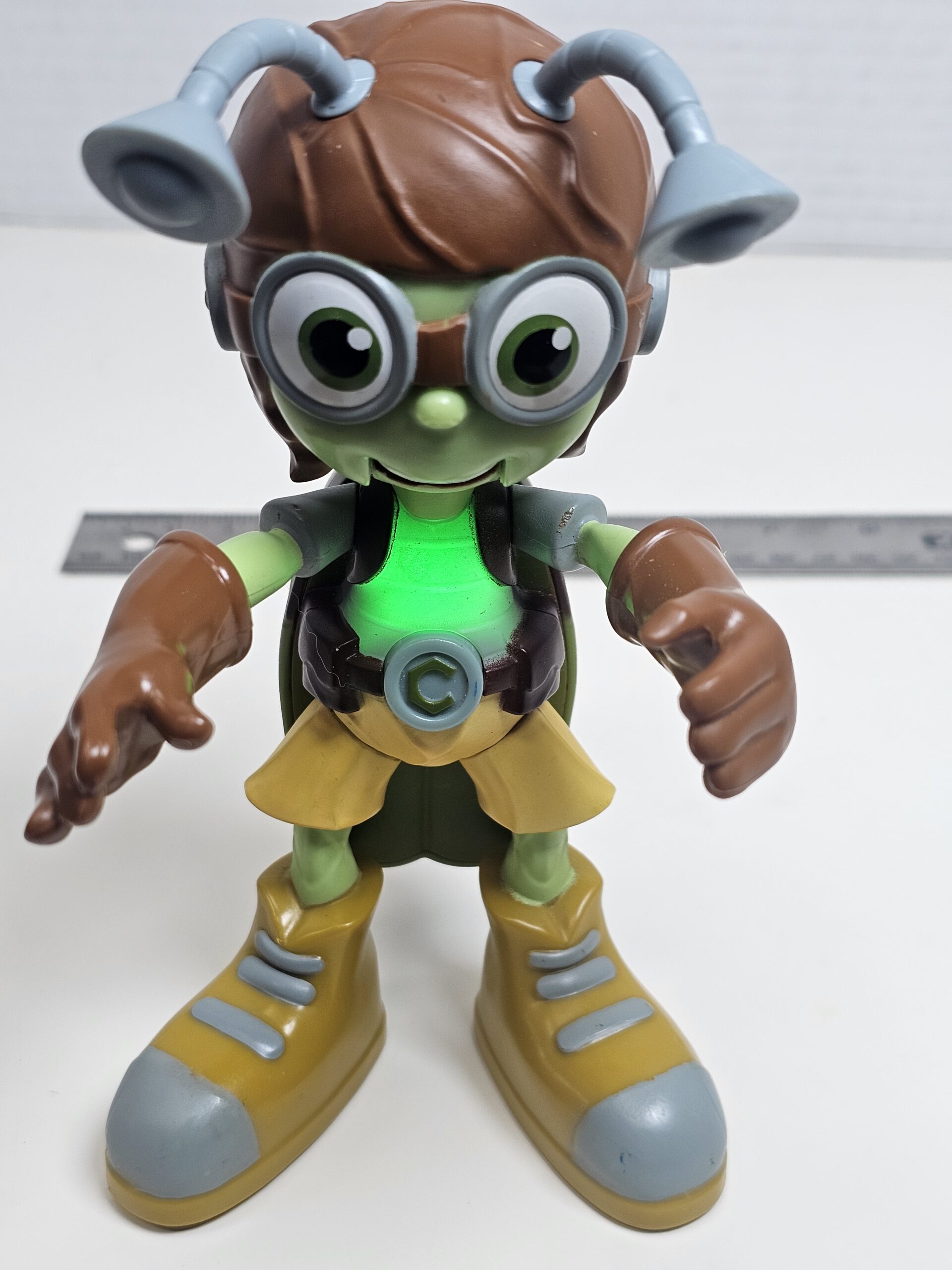 Fun Interactive Green Alien Toy Figure with Light-Up Feature - product image 4
