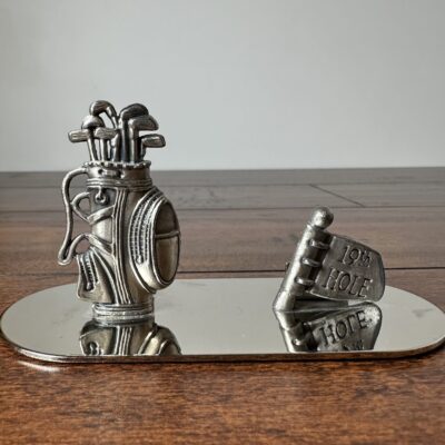 Vintage Golf Bag & 19th Hole Flag Metal Desk Sculpture - product image 1