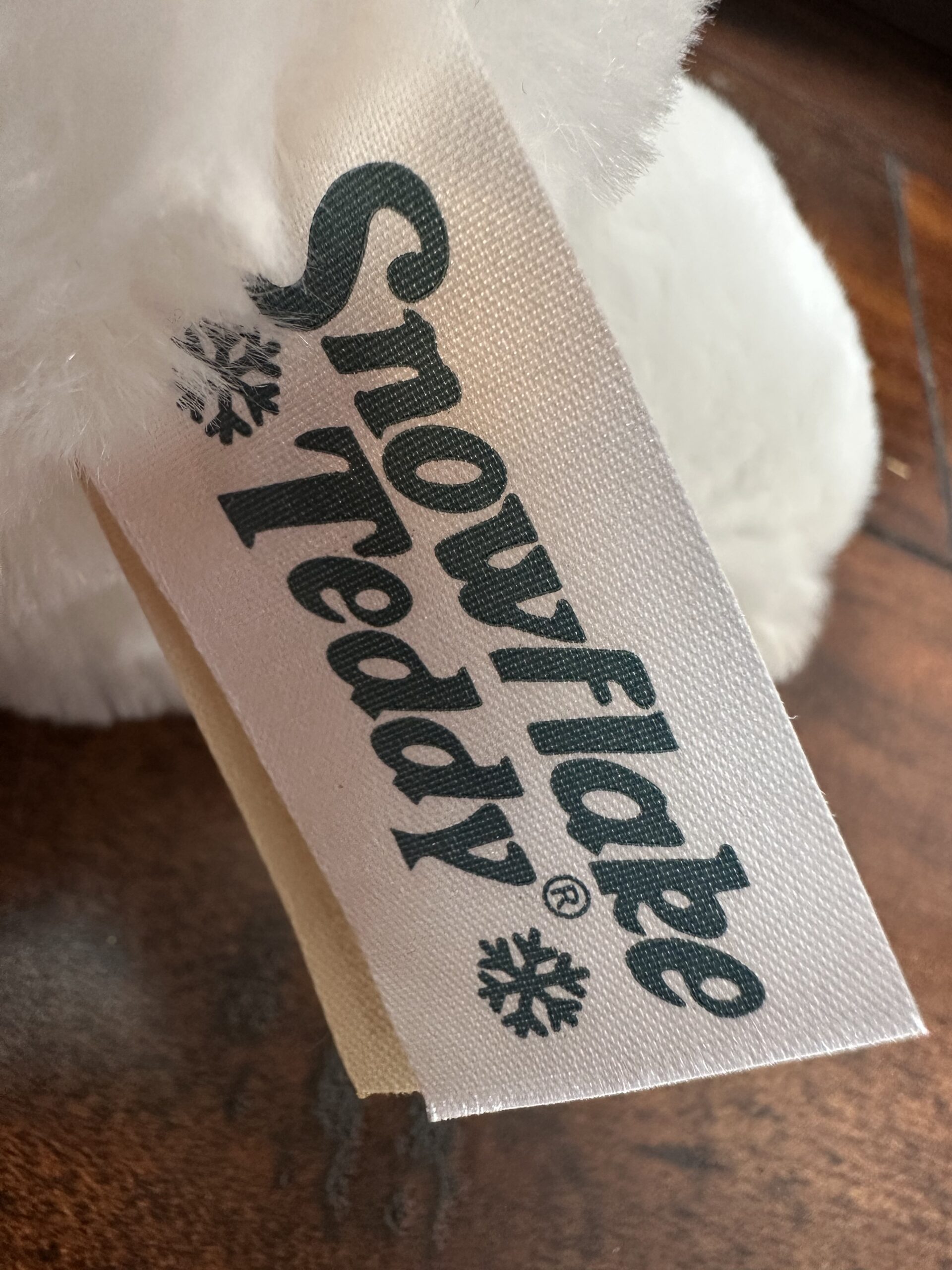 Pair of Snowflake Teddy Bear Couple Set 2018 Holiday Plush - product image 5