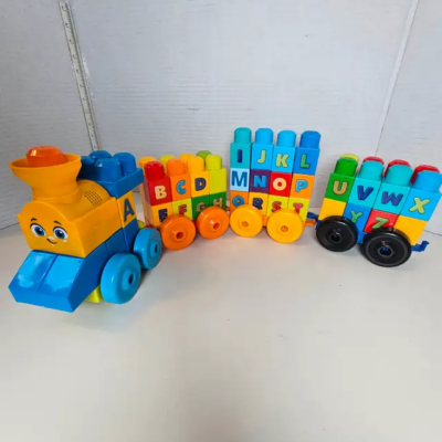 Deluxe Mega Bloks Colorful Alphabet Learning Train Set picture #1