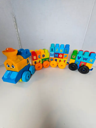 Deluxe Mega Bloks Colorful Alphabet Learning Train Set picture #1