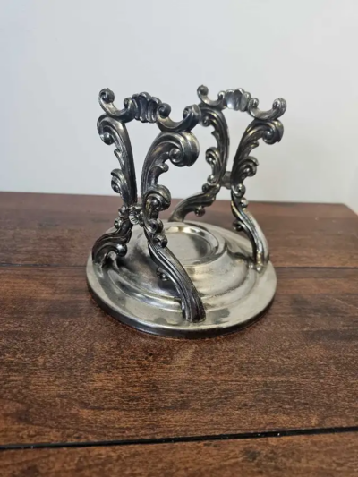 Elegance Silver Plated Stand - product image 1