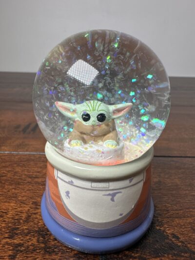 Star Wars Mandalorian The Child Snow Globe with Light Feature - product image 4