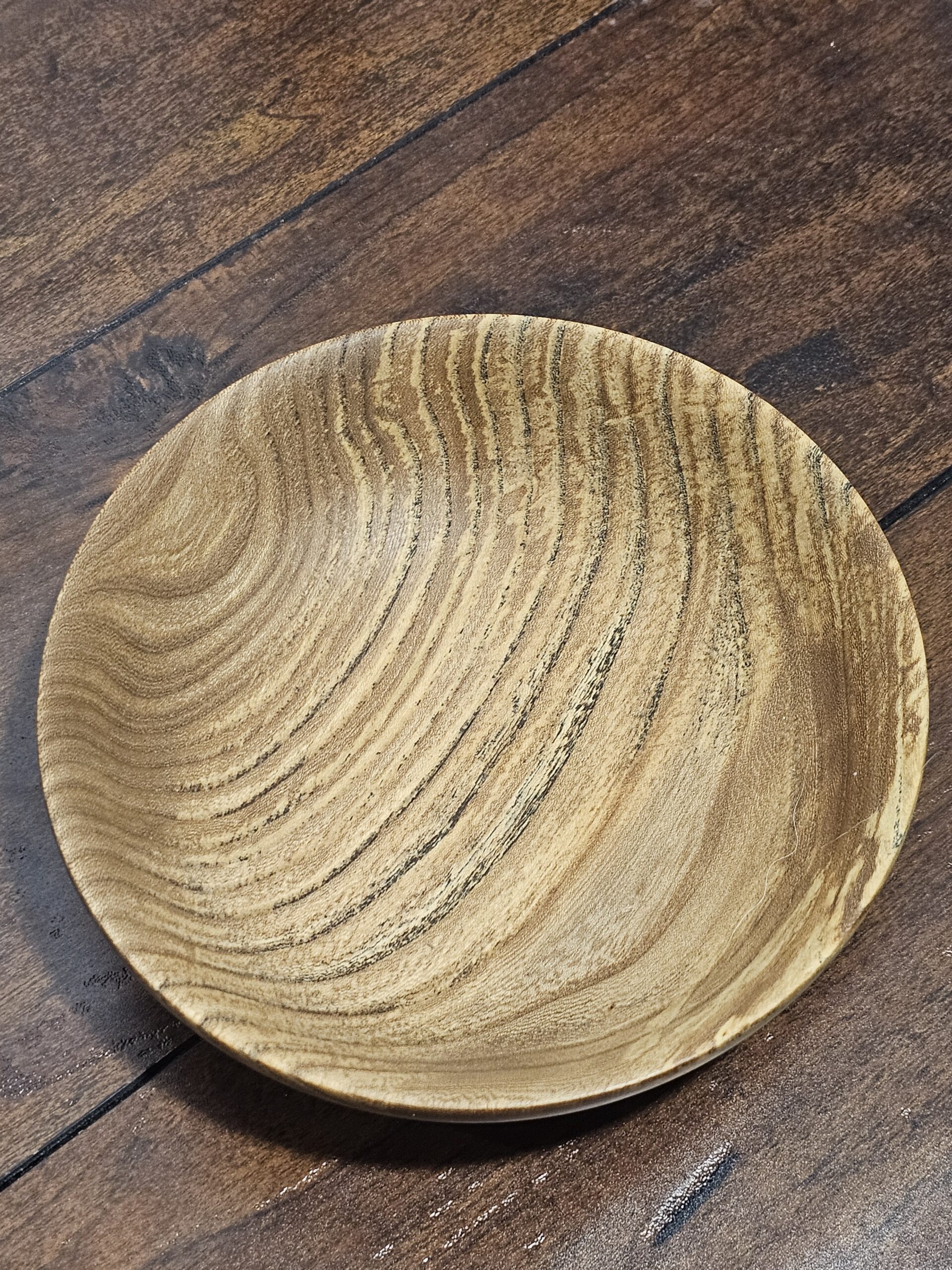 Handcrafted Wooden Bowl with Natural Grain Finish - product image 1