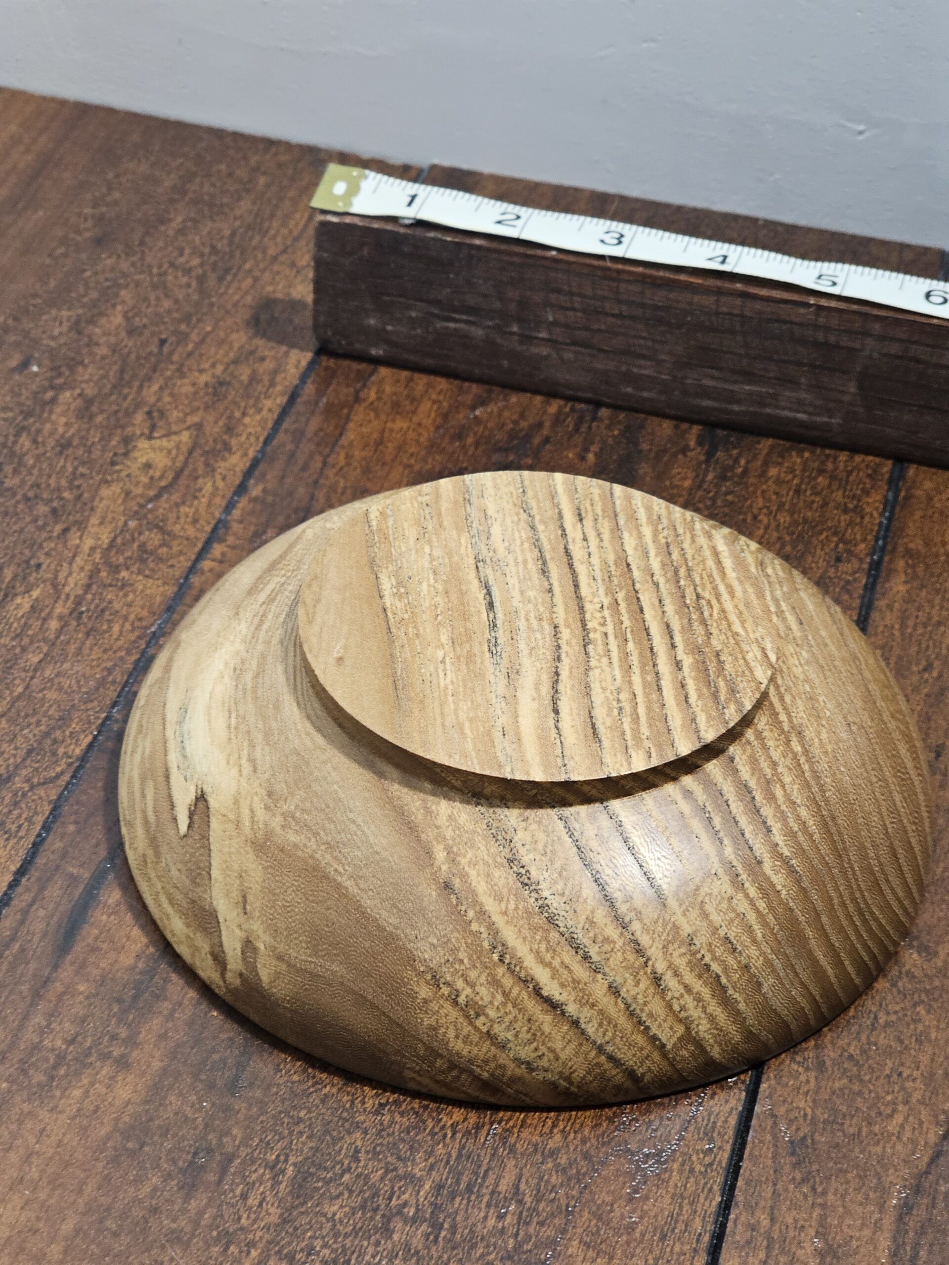 Handcrafted Wooden Bowl with Natural Grain Finish - product image 5