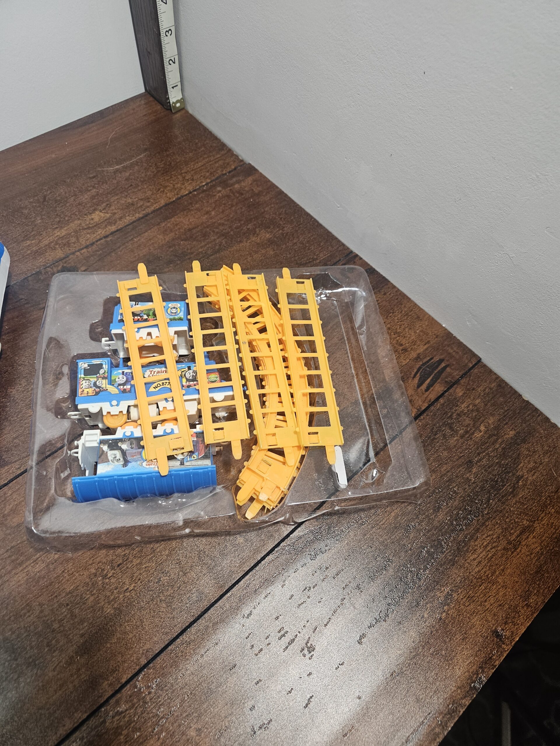 Train & Friends Electric Train Play Set with Motorized Engine - Image 6