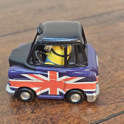 Universal Studios Minion Die-Cast Taxi with Union Jack - product image 1