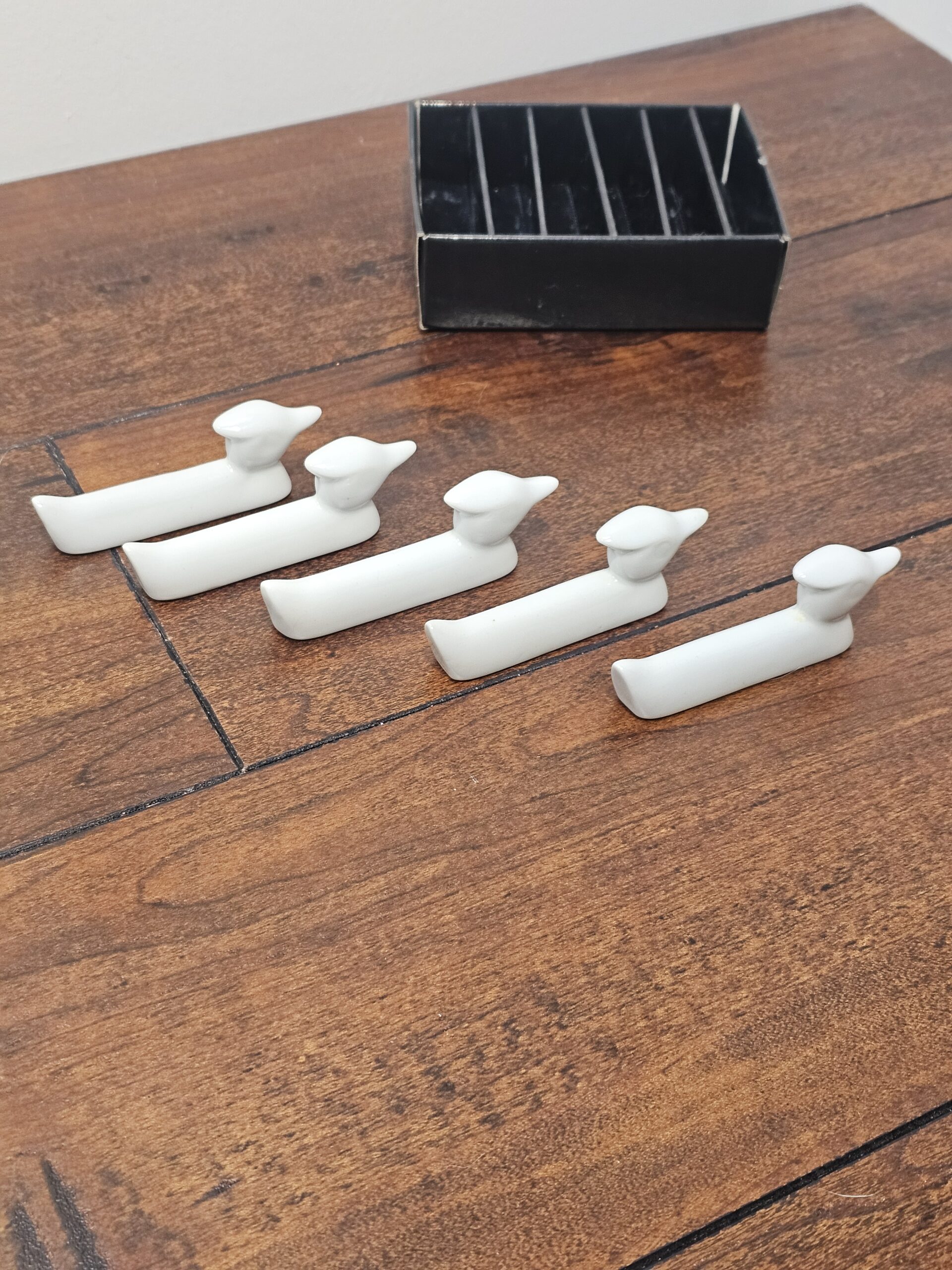 Ceramic Bird Chopstick Rests Set of 5 White - product image 3