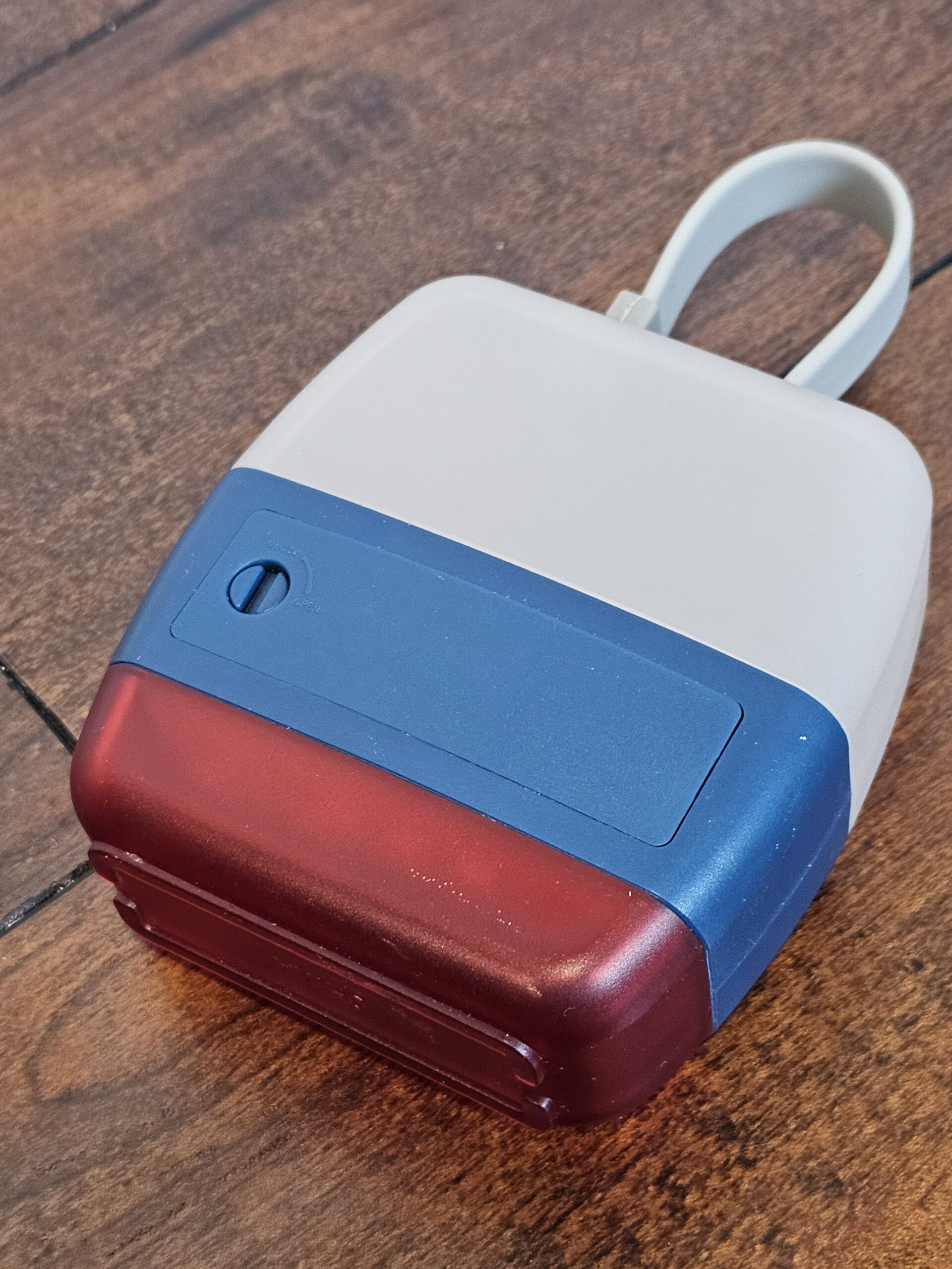 Life Gear LED Lantern with Handle and Red Base - product image 3