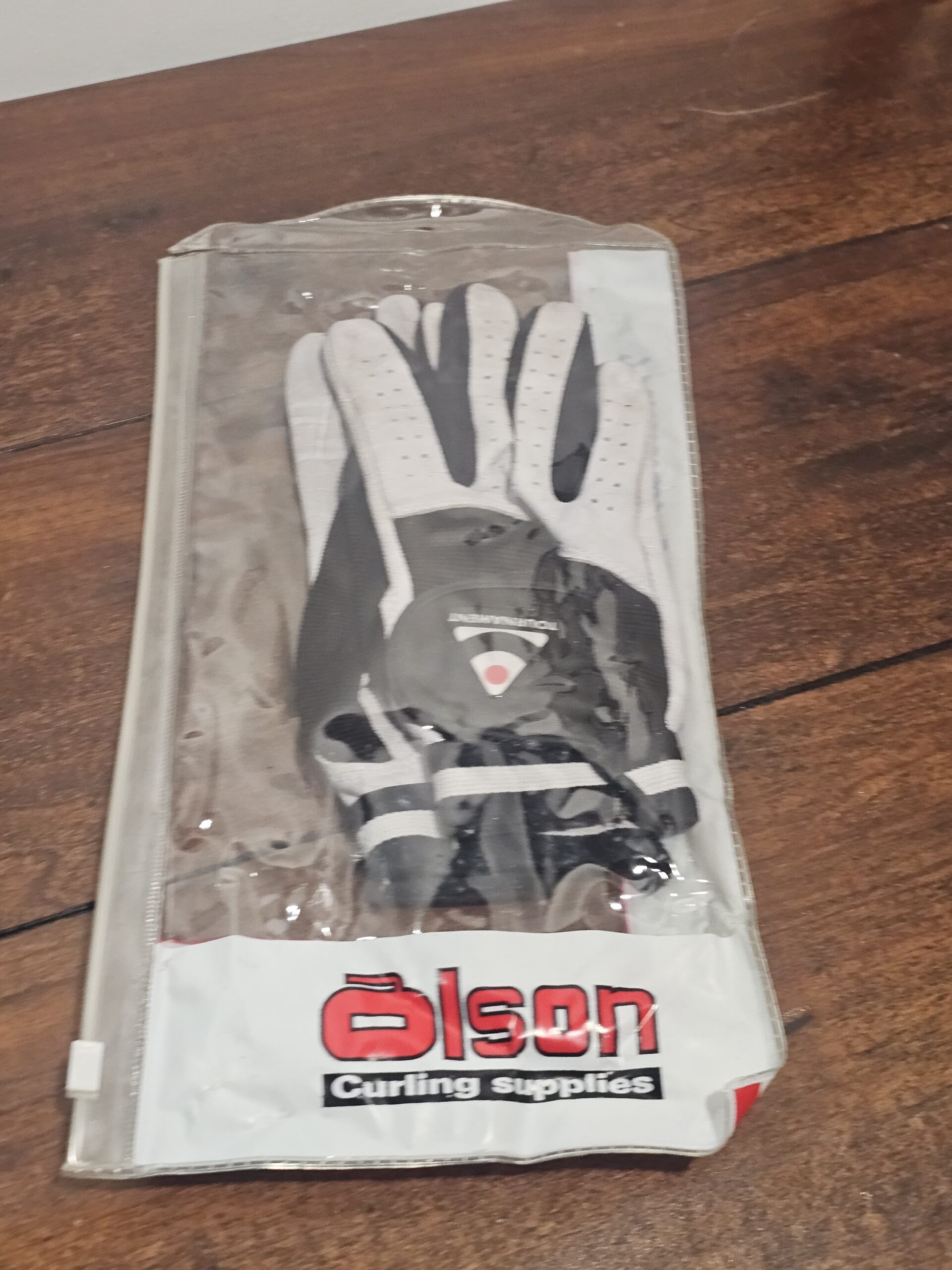 Olson Curling Supplies Tournament Gloves Women's Small - product image 2