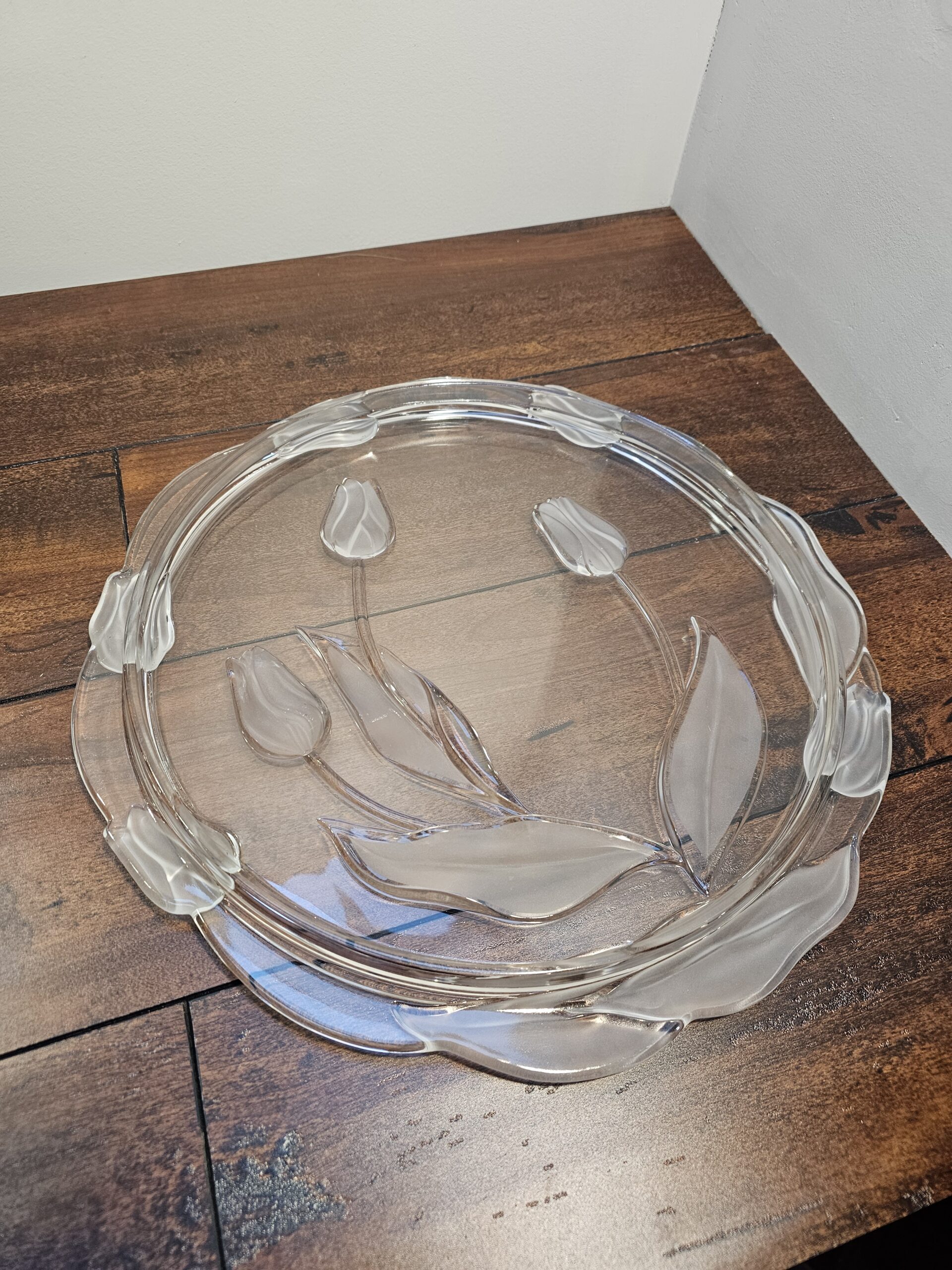 Clear Glass Serving Plate with Floral Tulip Design - product image 2