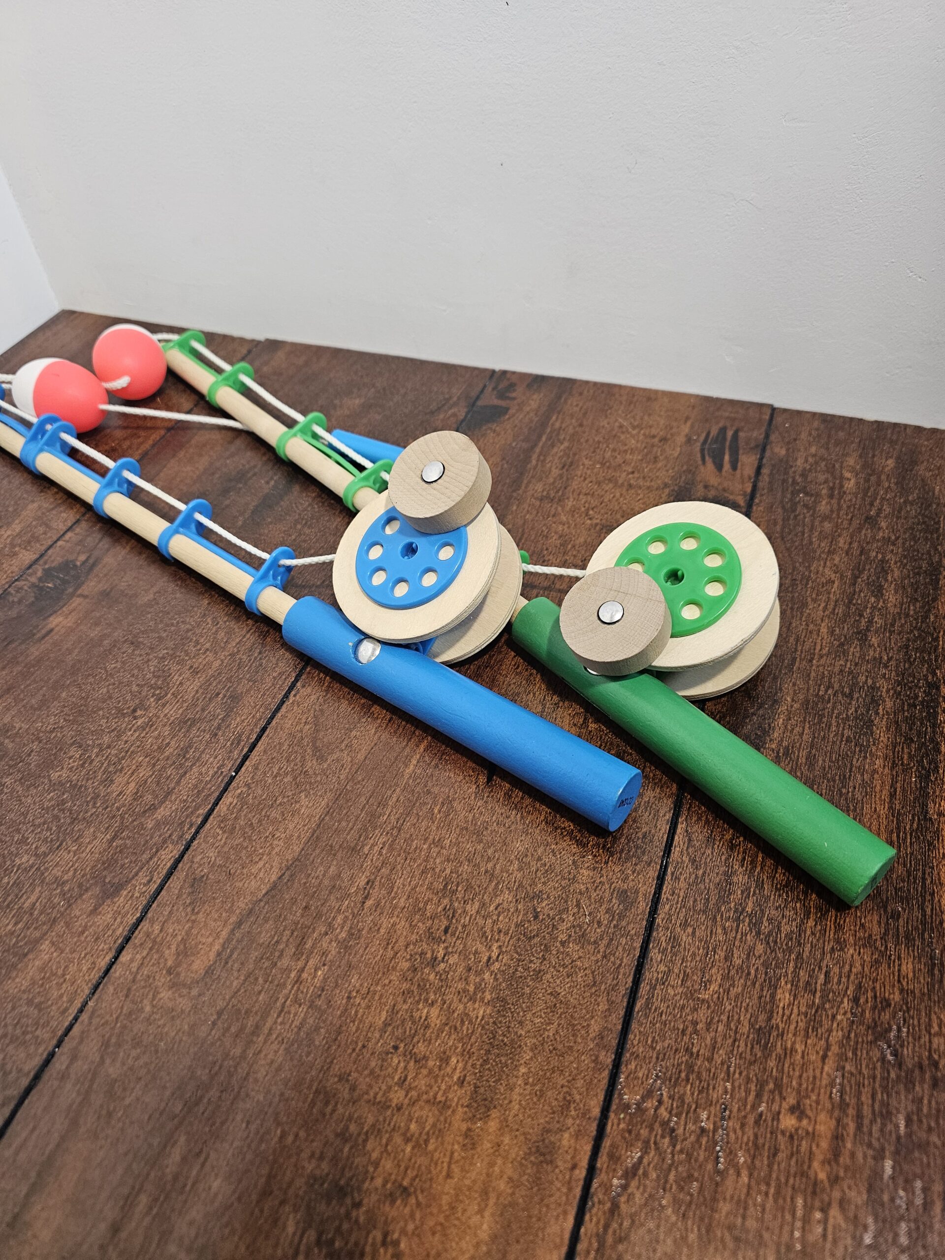 Melissa & Doug Wooden Fishing Rod Set with Bobbers - product image 2