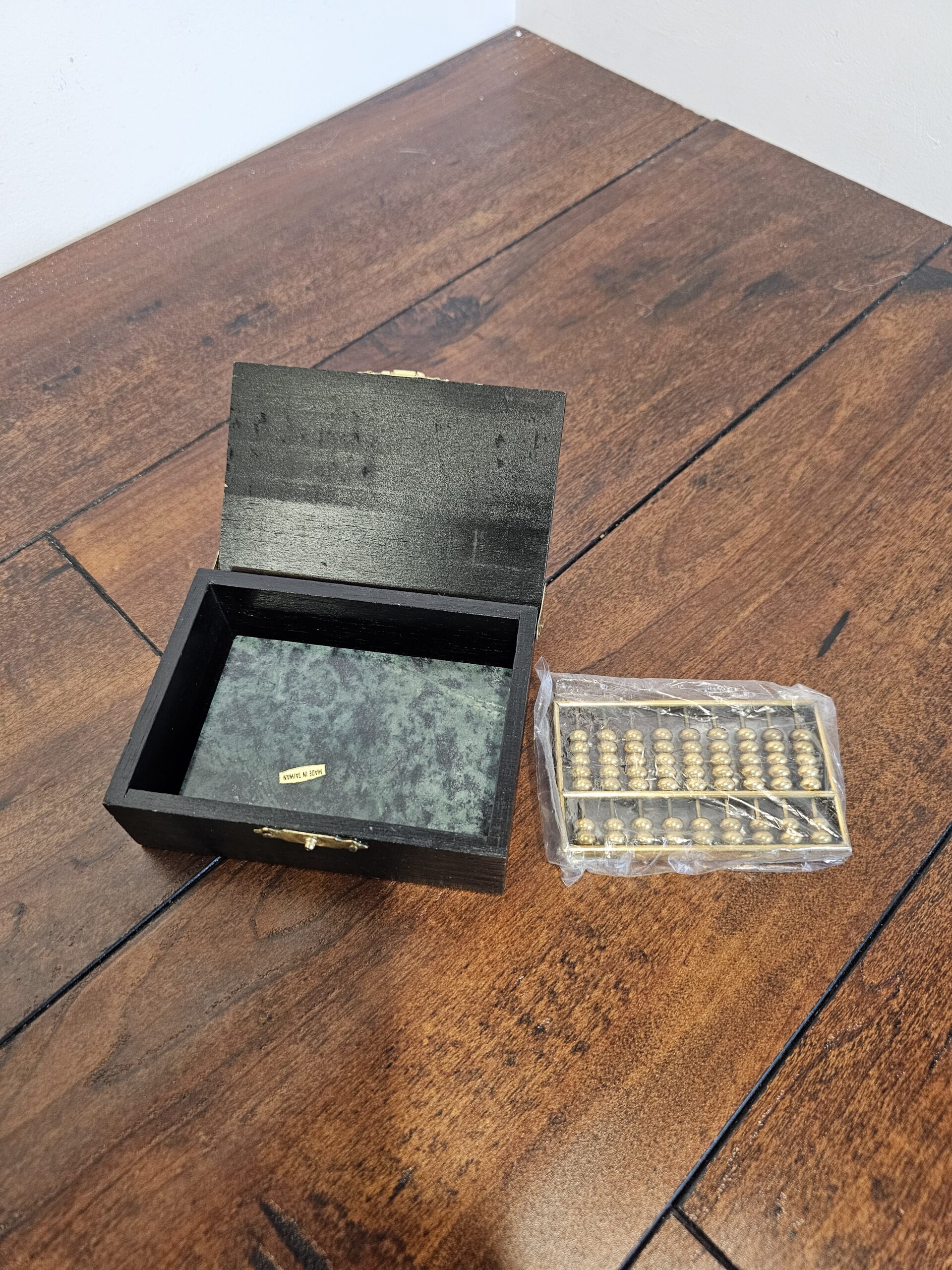 Black Wooden Box with Miniature Abacus and Inspirational Quote - product image 3