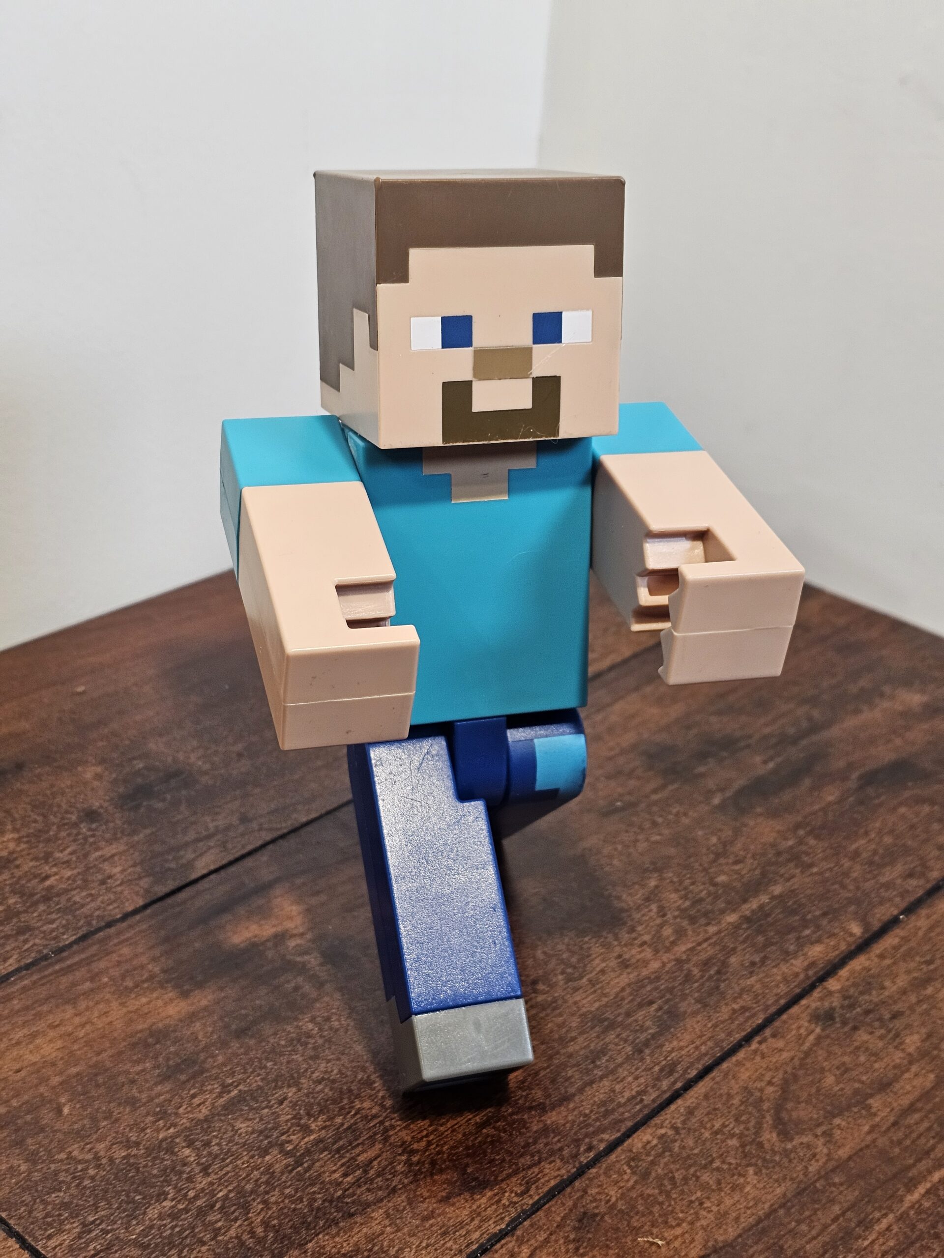 Minecraft Steve Action Figure with Articulated Limbs - product image 2