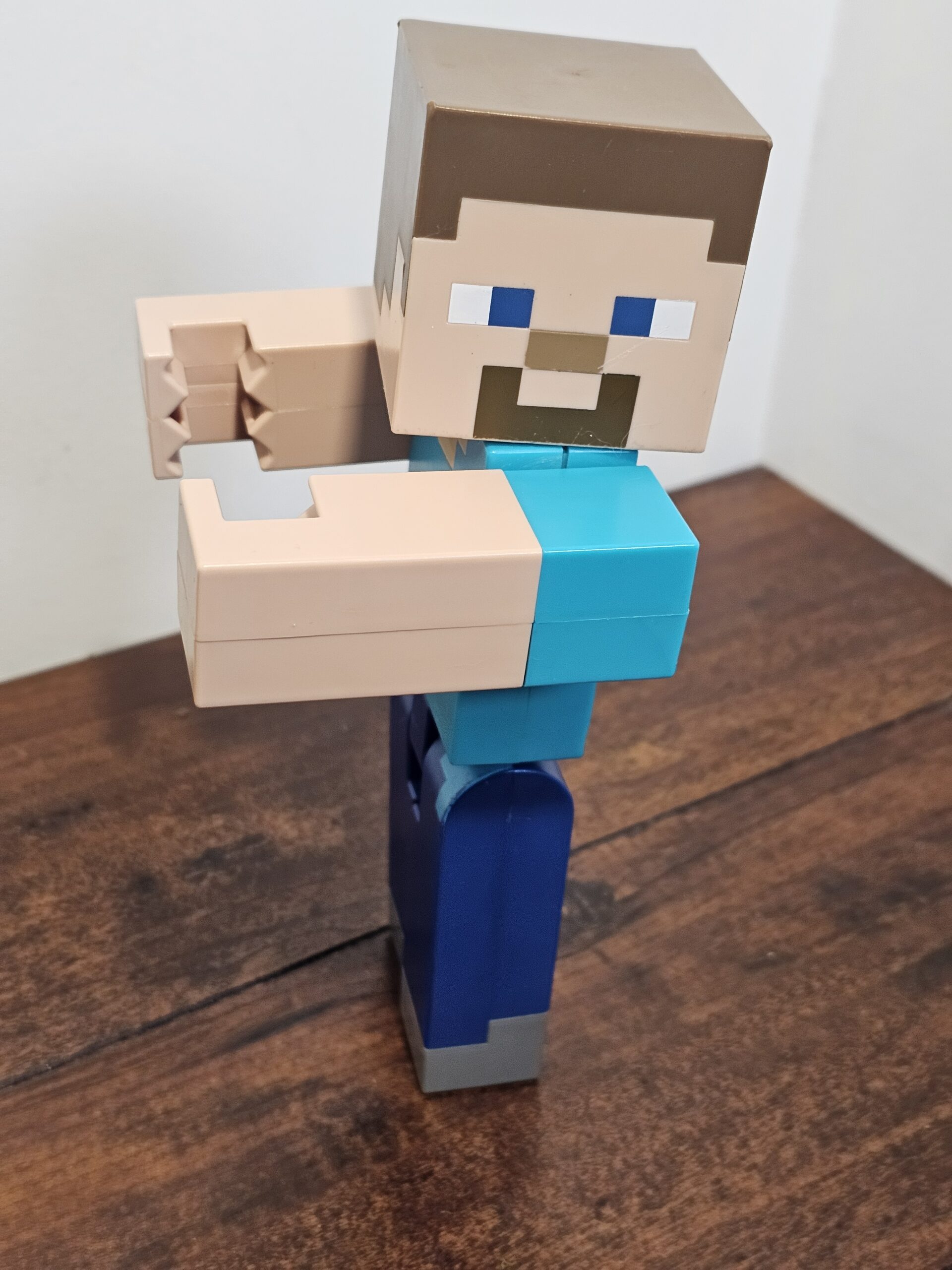 Minecraft Steve Action Figure with Articulated Limbs - product image 3