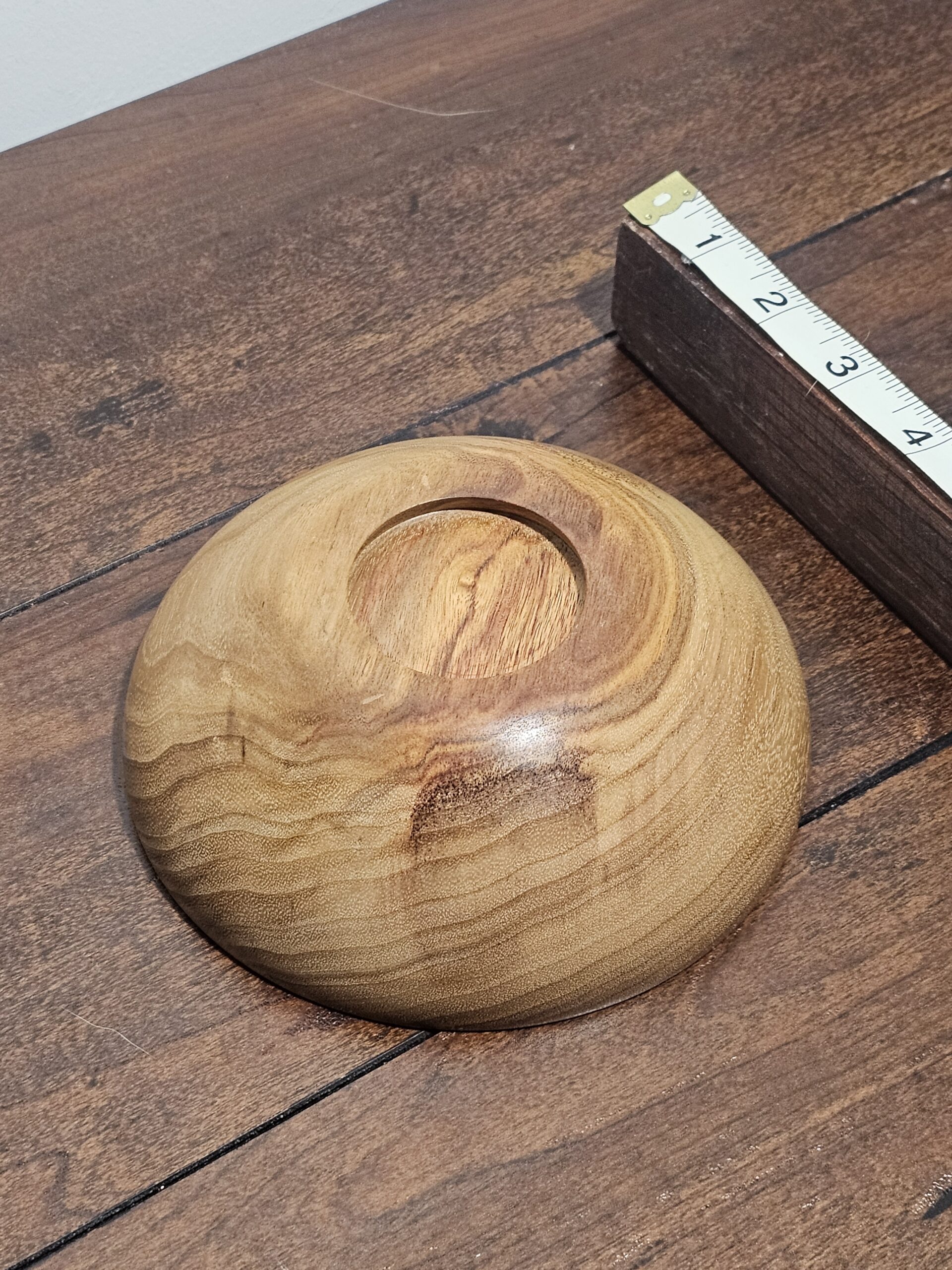 Handcrafted Wooden Bowl Natural Finish 6-inch Diameter - product image 4