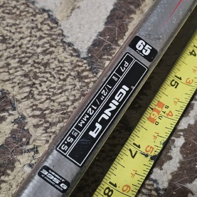 Easton Synergy Hockey Stick 65 Flex Ultra Grip - product image 1