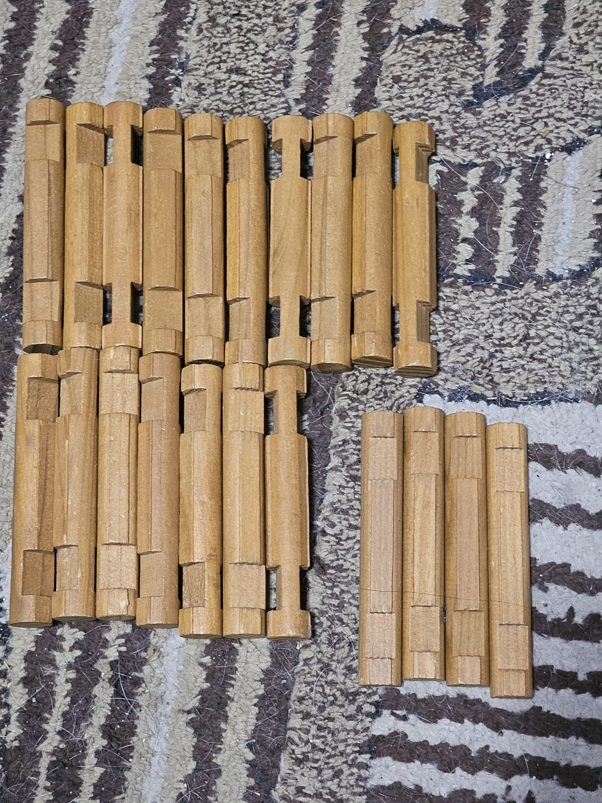 Lincoln Logs Building Set with Plastic Roofs and Doors - product image 2