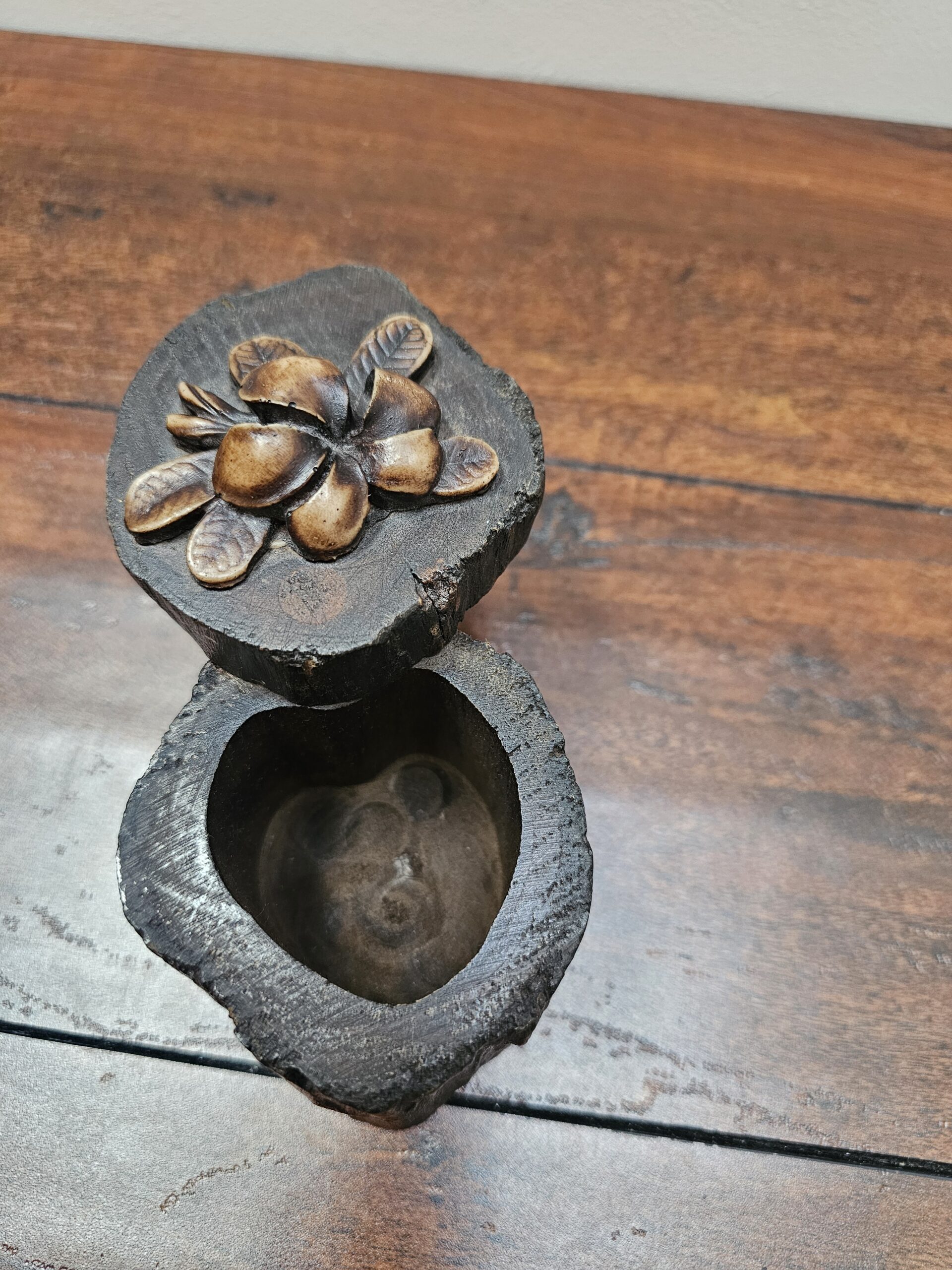 Handcrafted Wooden Flower Trinket Box with Carved Lid - product image 5