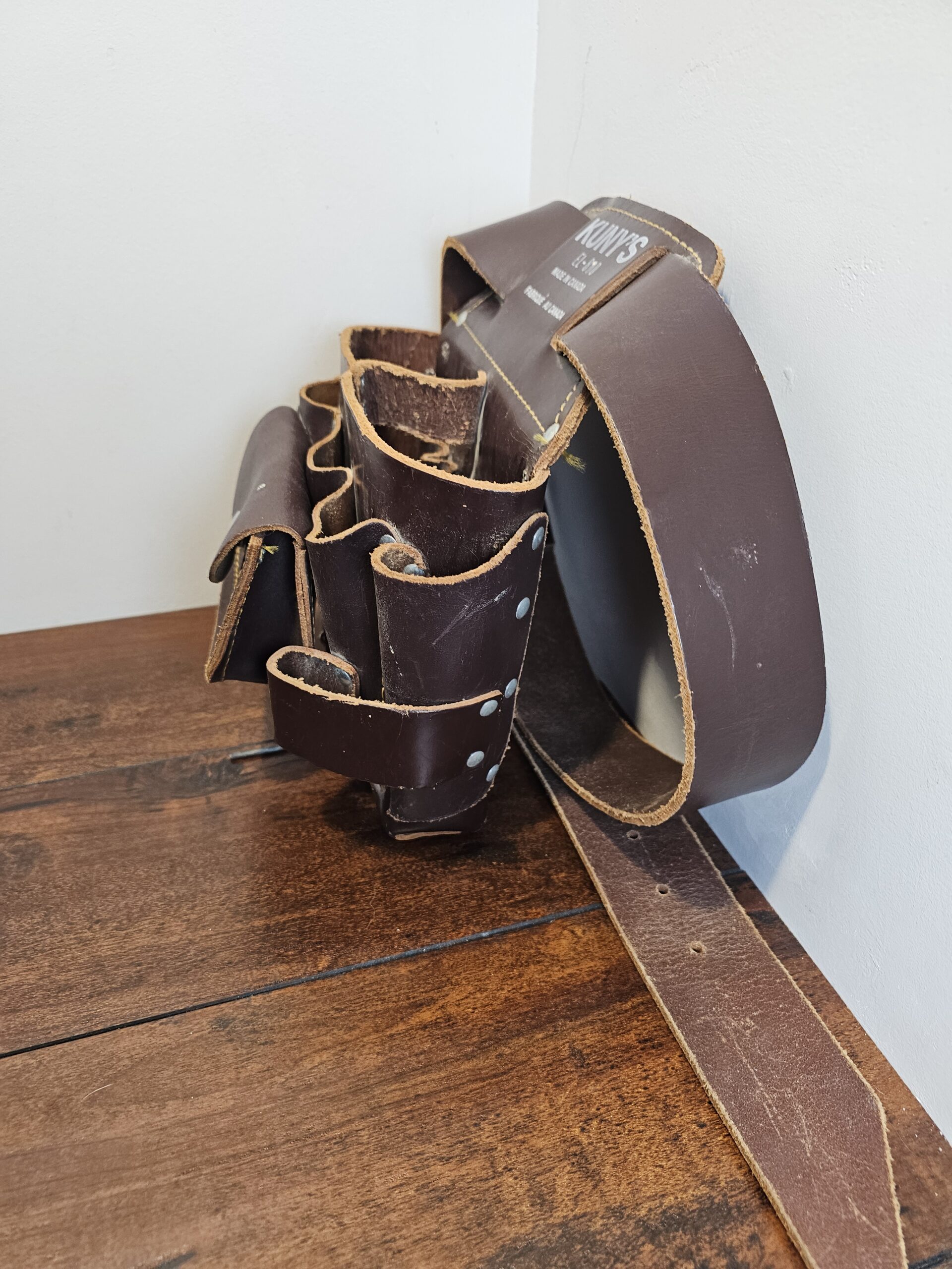 Kuny's EL-810 Leather Tool Belt with Pouches - product image 4