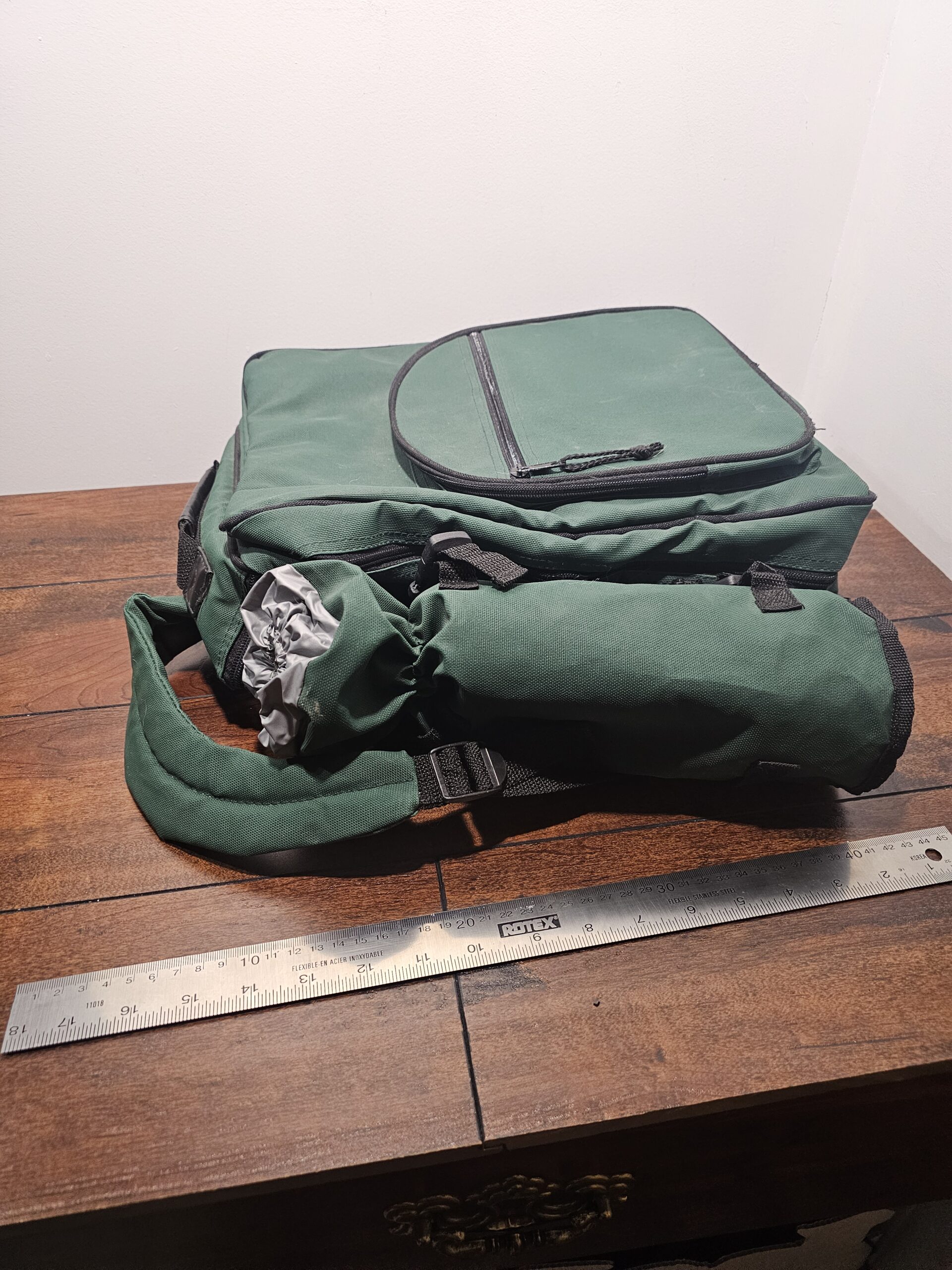 Green Picnic Backpack Set with Tableware and Accessories - product image 5