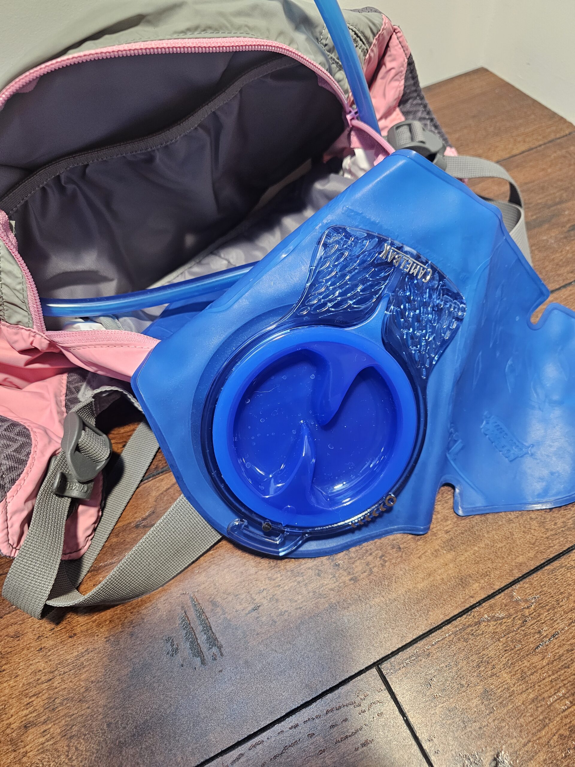 CamelBak Hydration Waist Pack with Reservoir and Hose - product image 3