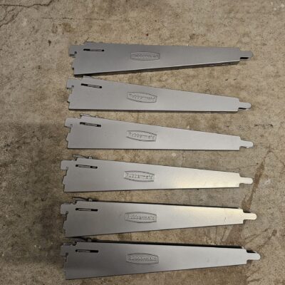 Rubbermaid Metal Shelf Brackets 12-Inch Set of 5 - product image 1