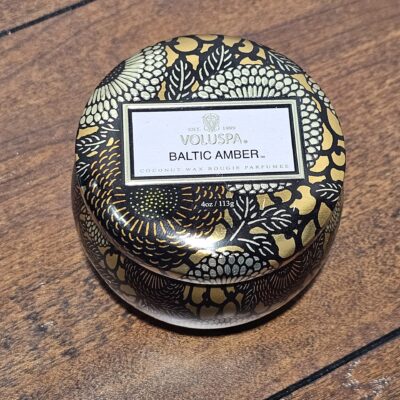 Voluspa Baltic Amber Coconut Wax Candle 4oz - product image 1