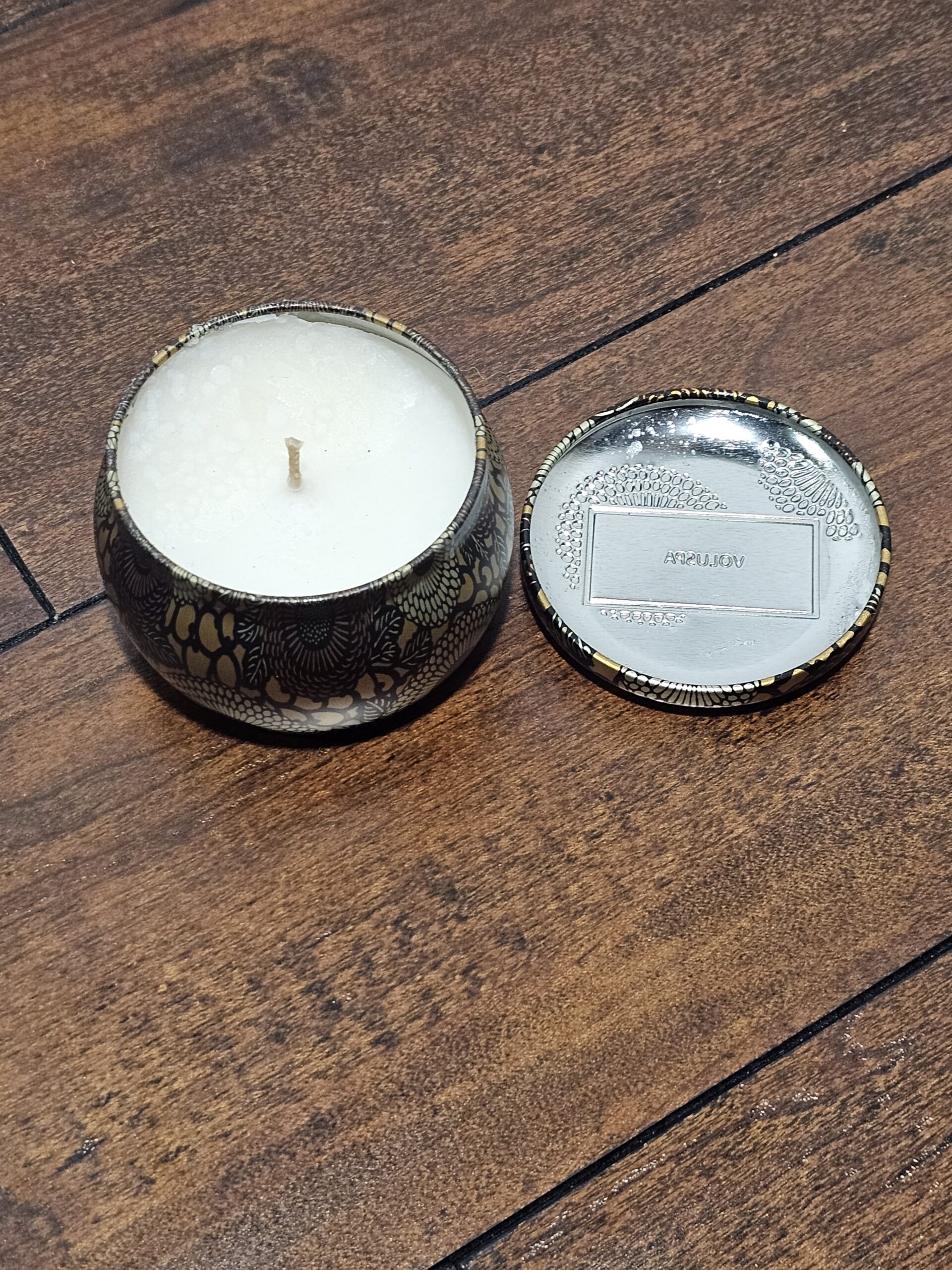 Voluspa Baltic Amber Coconut Wax Candle 4oz - product image 2