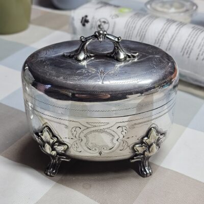 Vintage Silver-Plated Decorative Box with Floral Feet - product image 1
